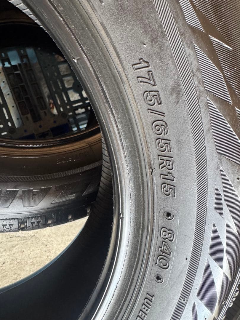 (314)175/65R15 BRIDGESTONE BLIZZAK VRX2 (314)175/65R15 BRIDGESTONE BLIZZAK VRX2