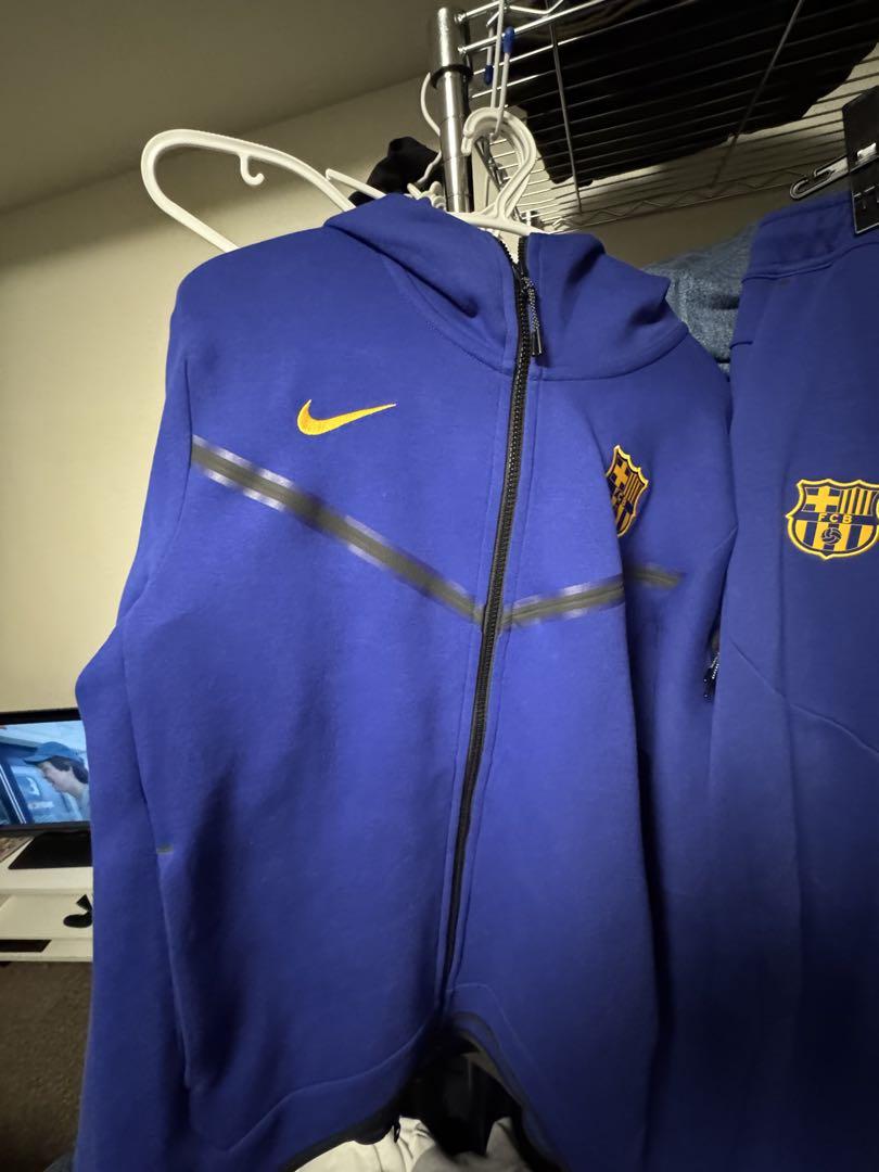 FCバルセロナ ナイキ テックフリース 上下セット 海外限定
