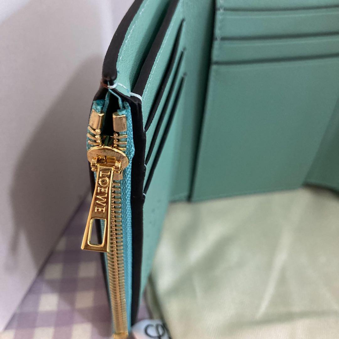 ロエベ スモールウォレット ジブリ 三つ折り財布 T25010604 ロエベ スモールウォレット ジブリ 三つ折り財布 T25010604
