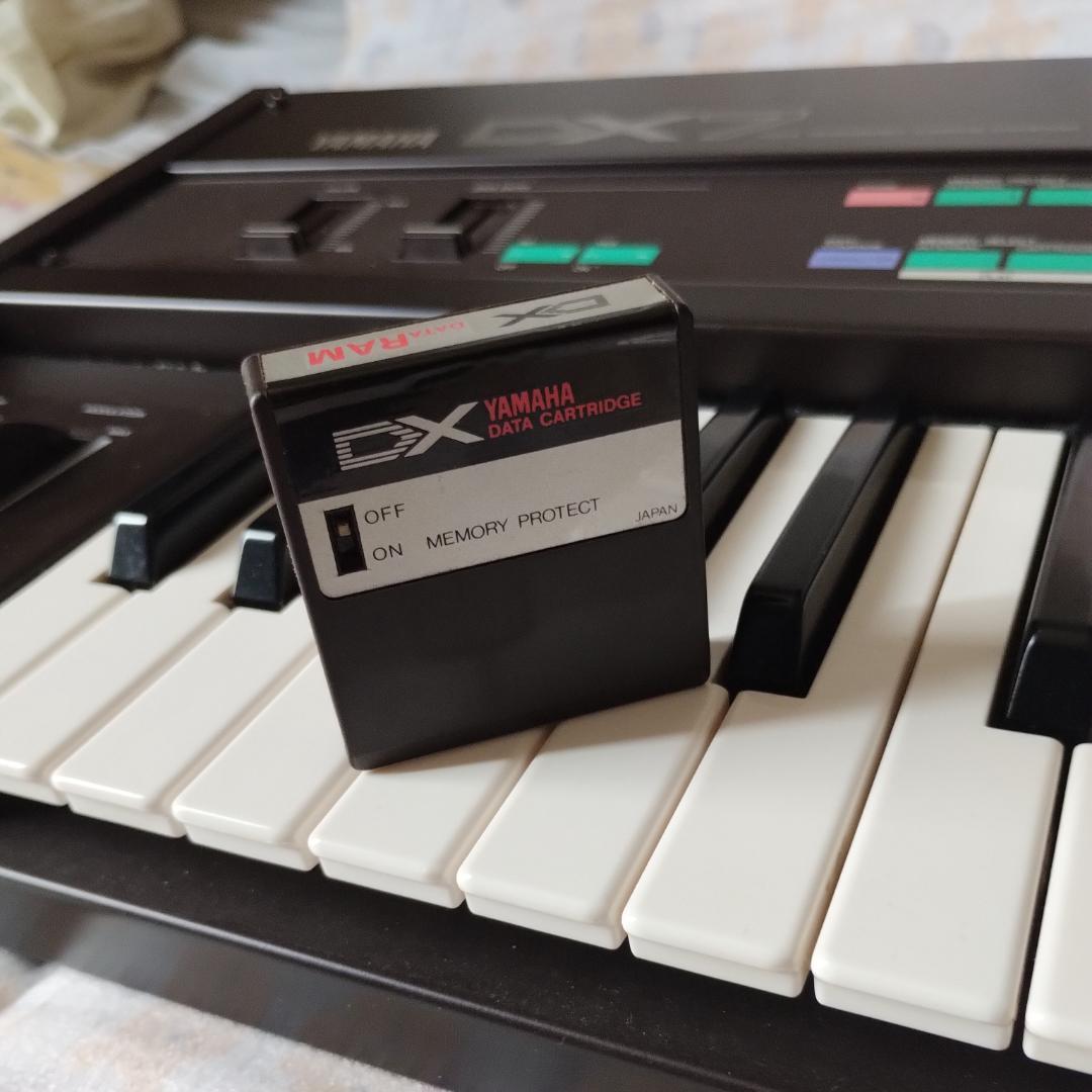 YAMAHA「RAM1」DATA CARTRIDGE for DX7 - メルカリ YAMAHA「RAM1」DATA CARTRIDGE for DX7 - メルカリ