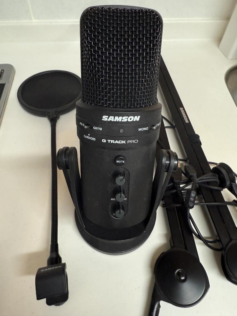 SAMSON G-TRACK PRO USBマイクとアクセサリーセット