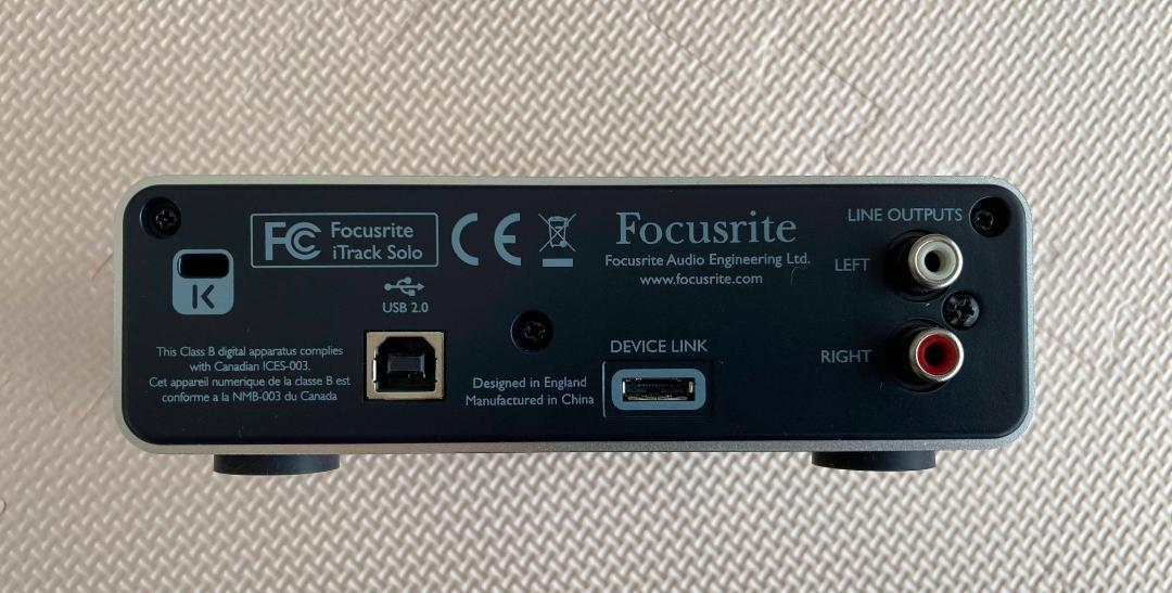 Focusrite iTrack Solo オーディオインターフェース