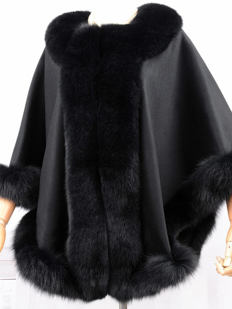 極美品✨トゥービーシック ポンチョ ケープ フォックスファー ブラック 黒 優しい雰囲気のカシミヤ100%フォックスファー付きケープポンチョ