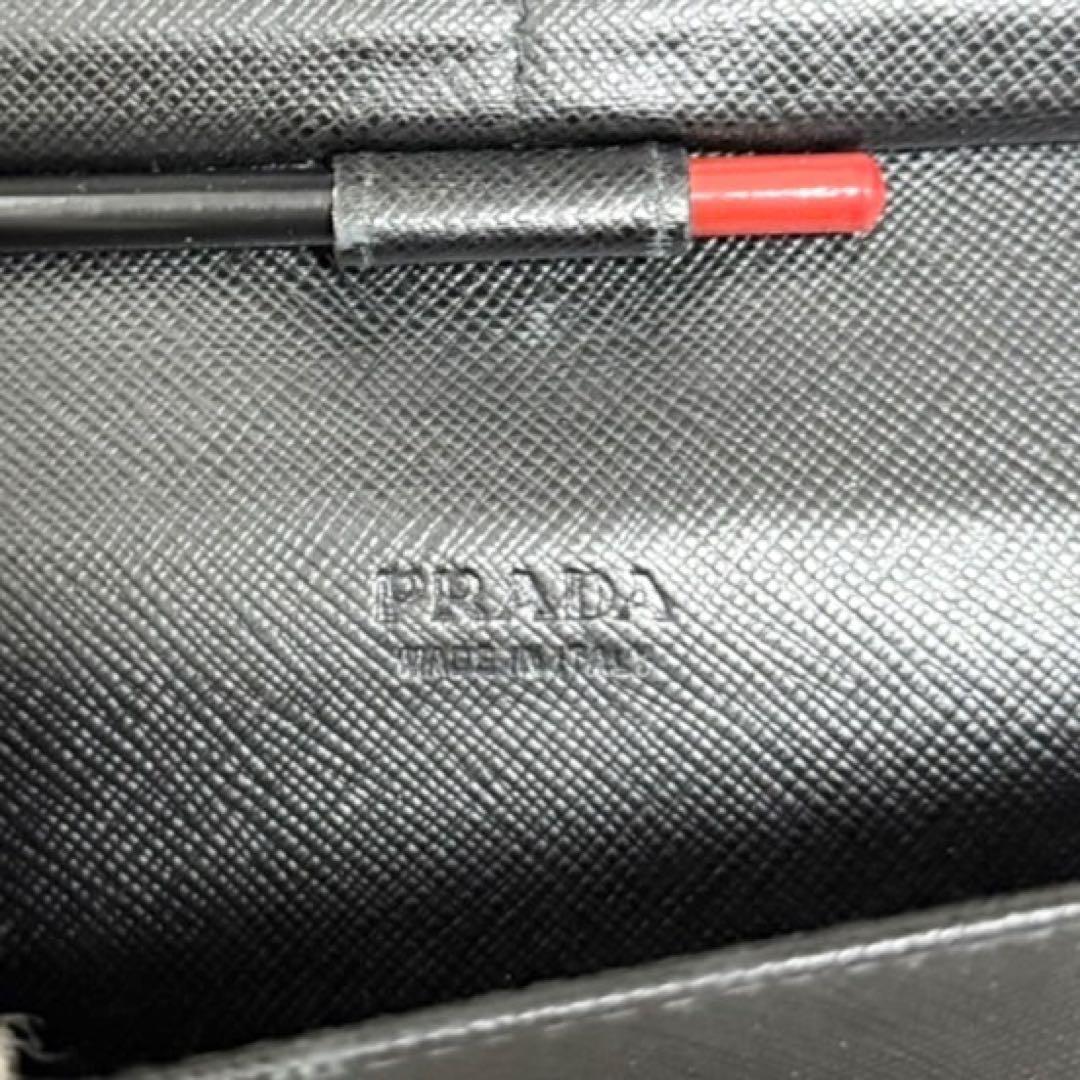 【人気】PRADA プラダ　長財布　ラウンドジップ　サフィアーノレザー　三角ロゴ