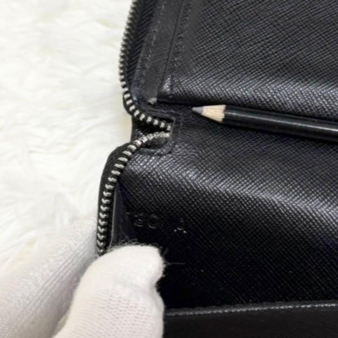 【人気】PRADA プラダ　長財布　ラウンドジップ　サフィアーノレザー　三角ロゴ