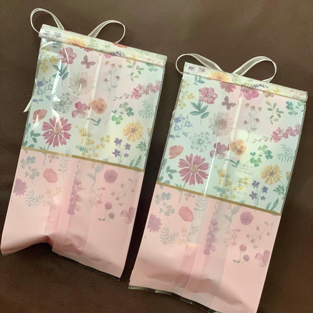 Cath Kidston 3 Lipsticks Gift Set Bundle
