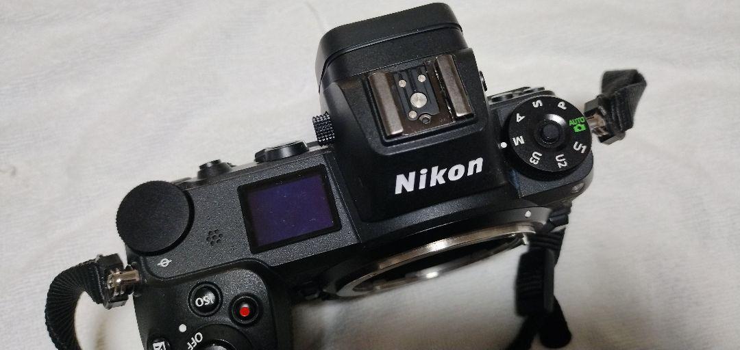 NIKONz6 本体とアクセサリ付き