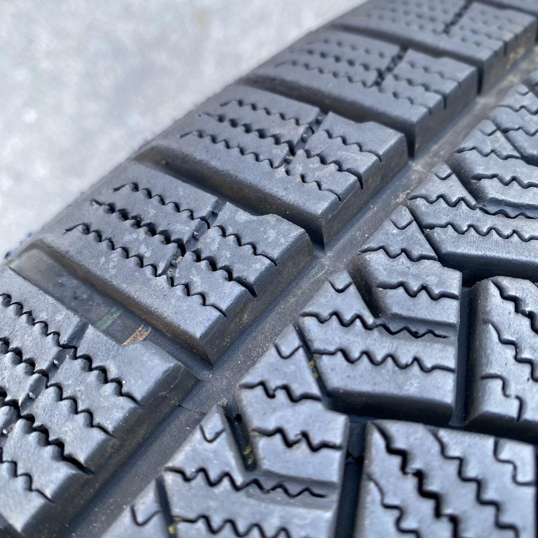 ピレリスタッドレスセット2022年製215/50R17レヴォーグ等