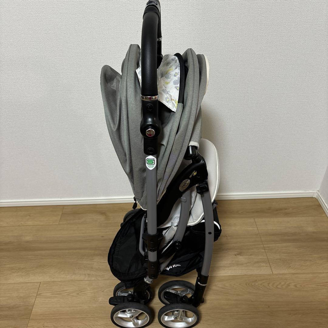Aprica アップリカ　ラクーナビッテ　ソファークッション　アニマル柄レザー Aprica アップリカ ラクーナビッテ ソファークッション アニマル