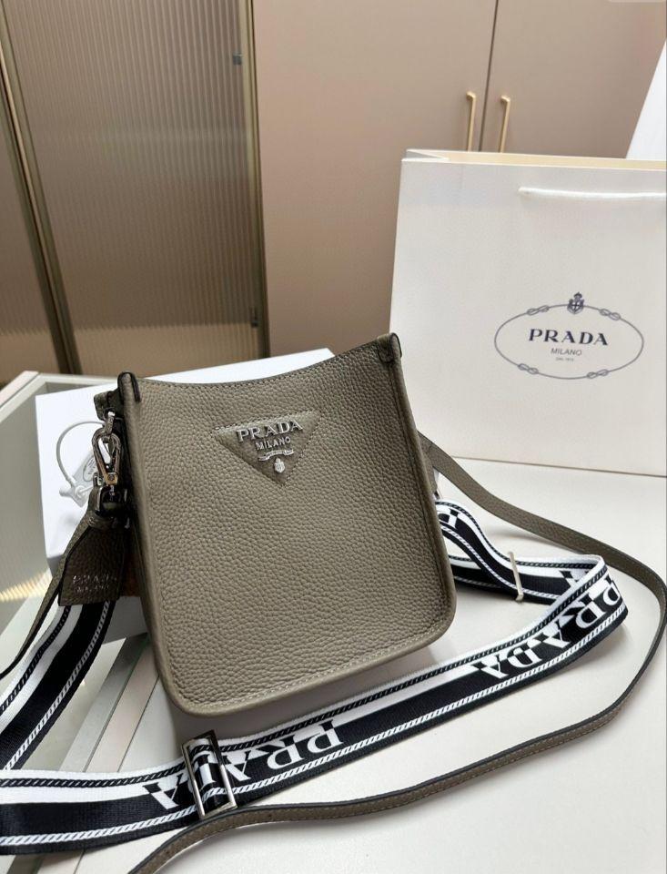 専用ショルダーバッグ