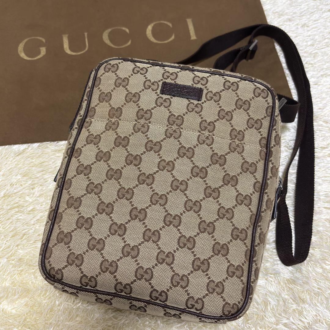 259✨美品✨GUCCI グッチ ショルダーバッグ 斜め掛け GGキャンバス