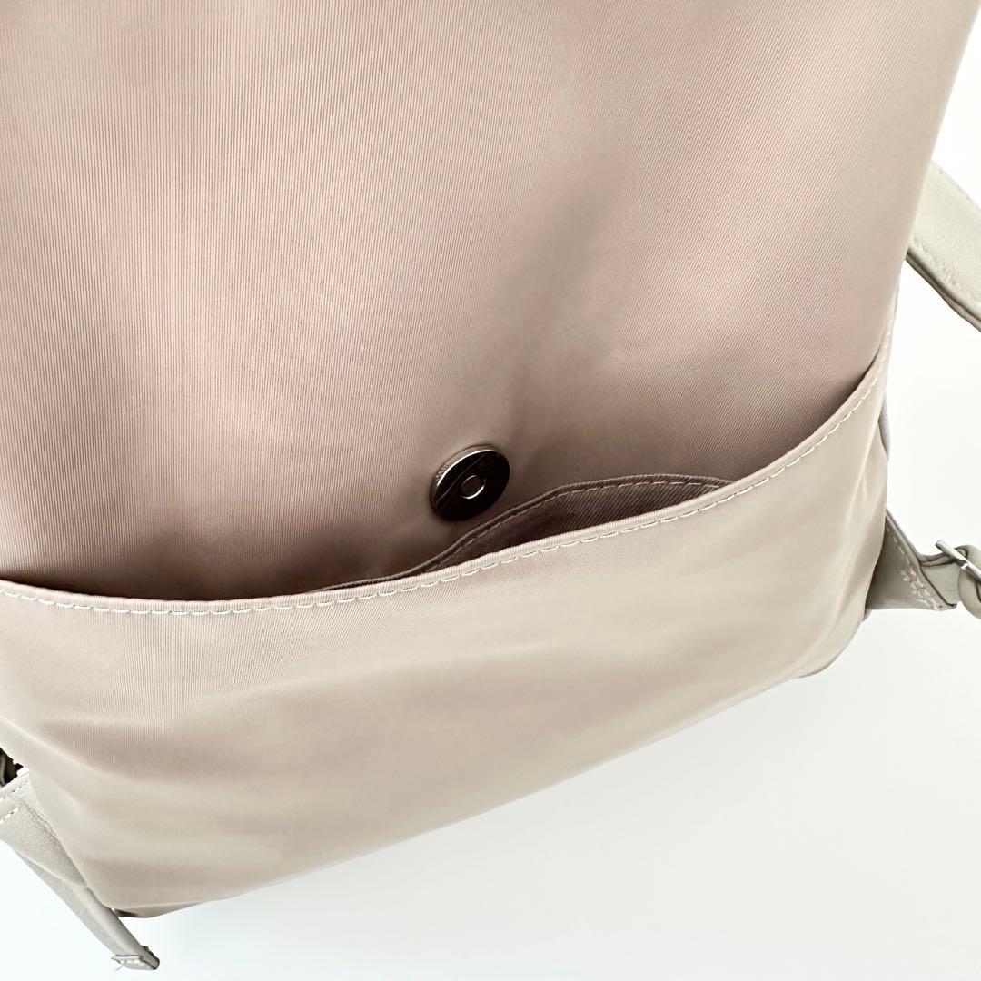 美品 イアパピヨネ 本革 A4サイズ対応 ミックス編み リュックサック グレー 美品 イアパピヨネ 本革 A4サイズ対応 ミックス編み リュックサック グレー