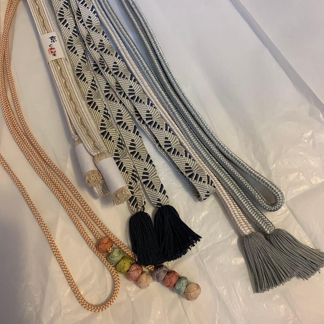 色無地と更紗模様の着物・帯締め・帯揚げ まとめ売り 色無地と更紗模様の着物・帯締め・帯揚げ まとめ売り