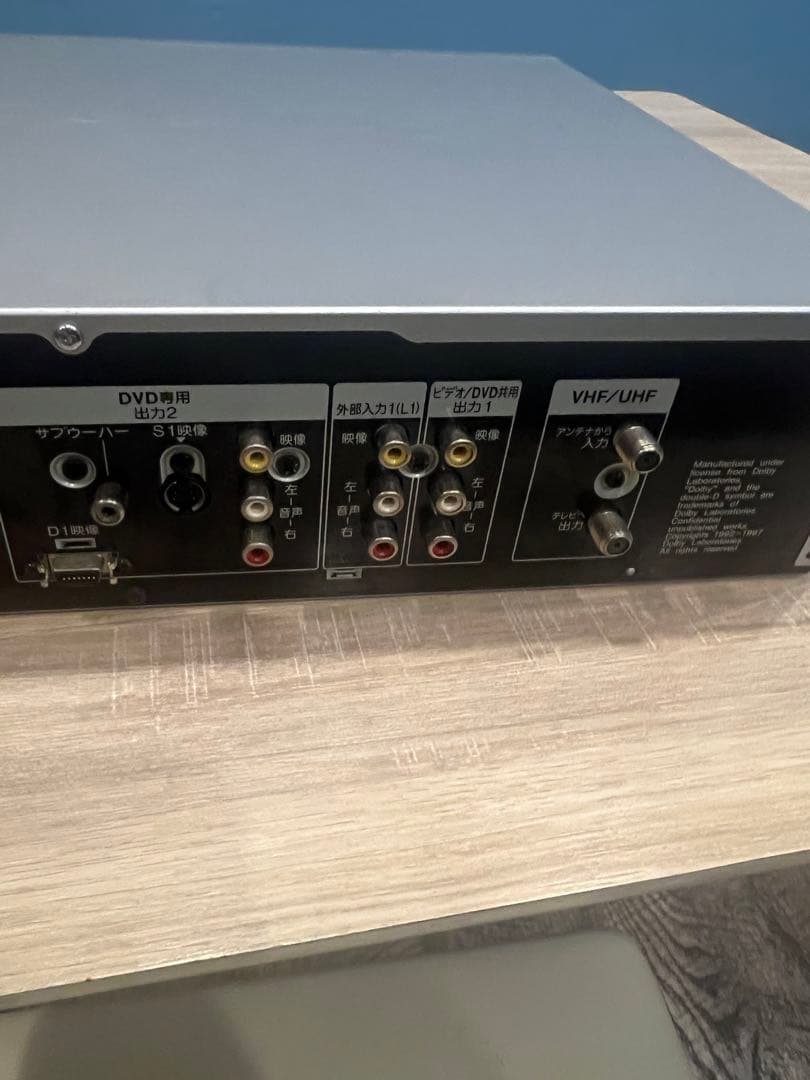 Panasonicパナソニック DVDプレーヤー　ビデオ NV-VHD1