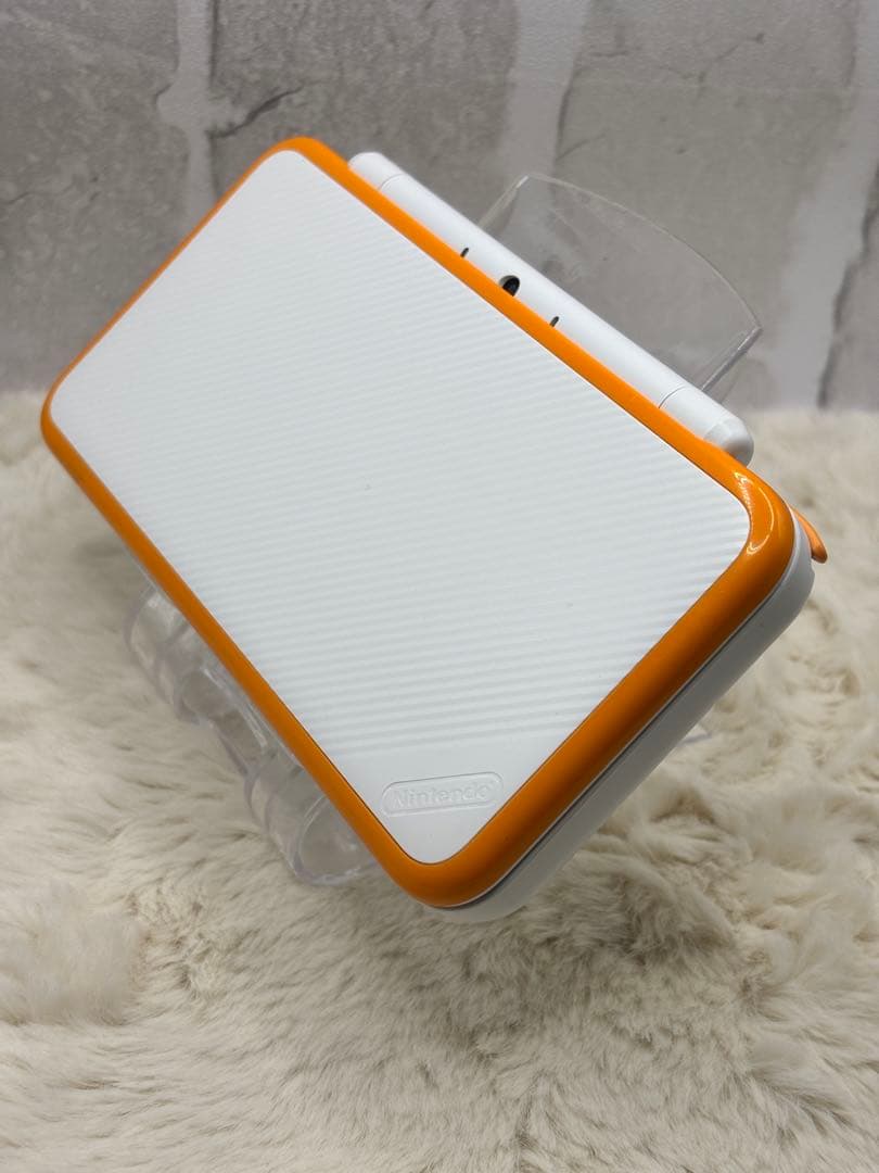 ✨動作良好✨ニンテンドー　new2DSLL ホワイト×オレンジ　　タッチペン付き