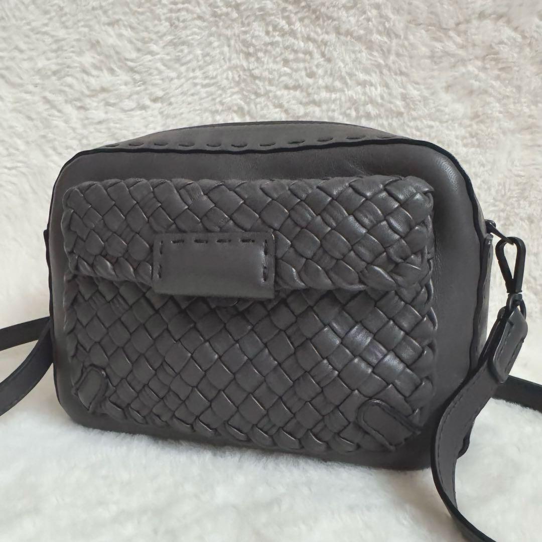 美品　FALORNI ショルダーバッグ　ダークグレー　イントレチャート