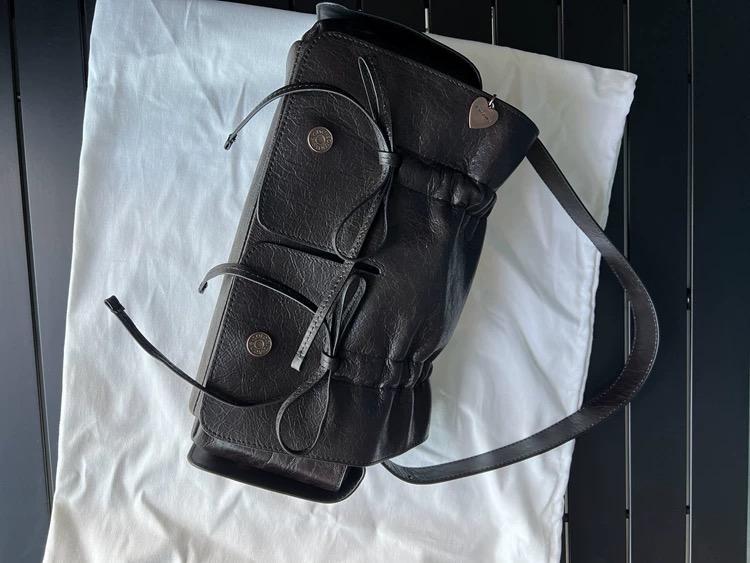Acne Studios マルチポケットバッグ ダークブラウン カメラバッグ
