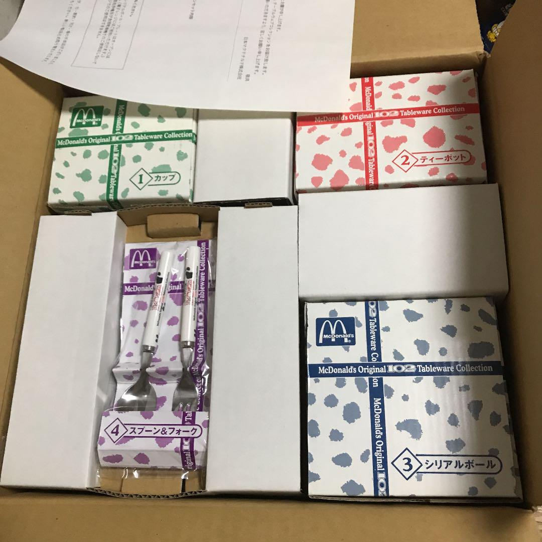 ディズニー マクドナルド 102テーブルウエァセット ディズニー マクドナルド 102テーブルウエァセット
