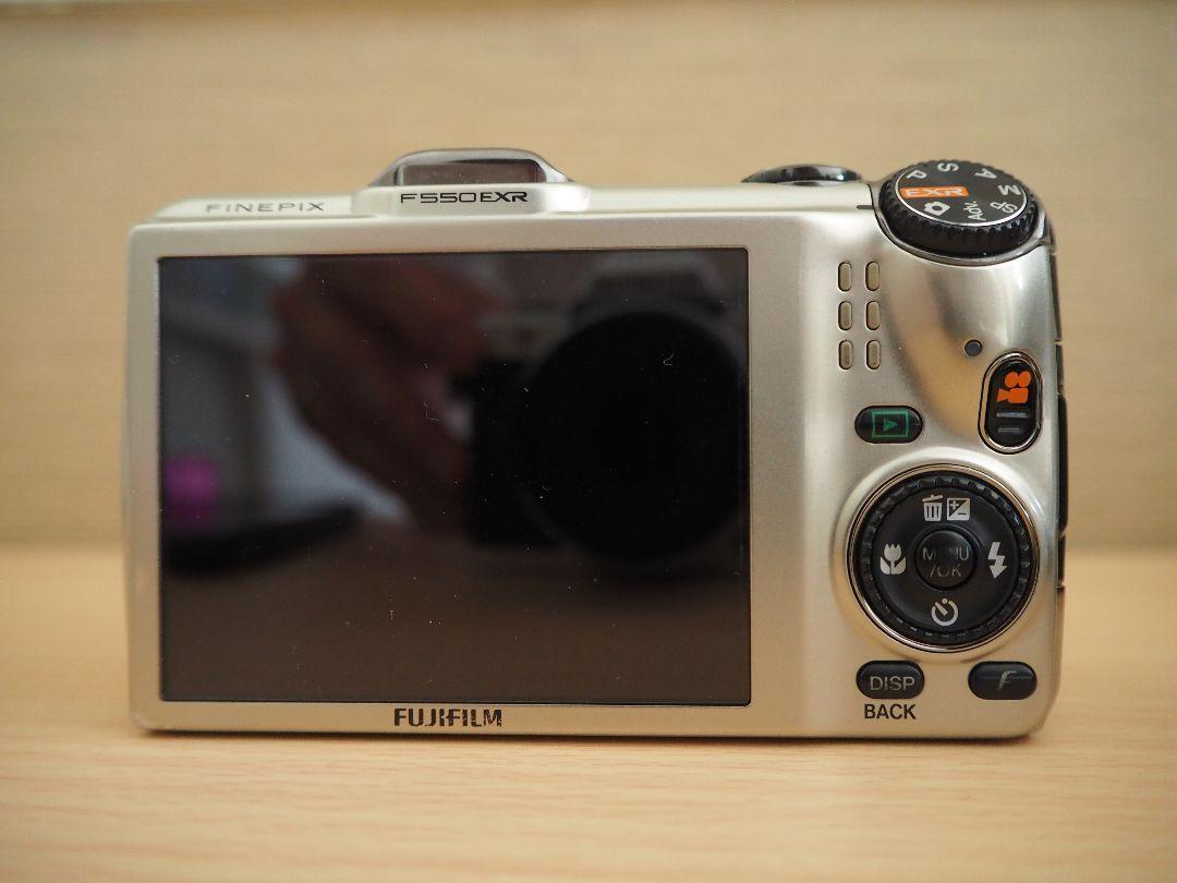 動作良好] FUJIFILM FINEPIX F550 EXR デジタルカメラ