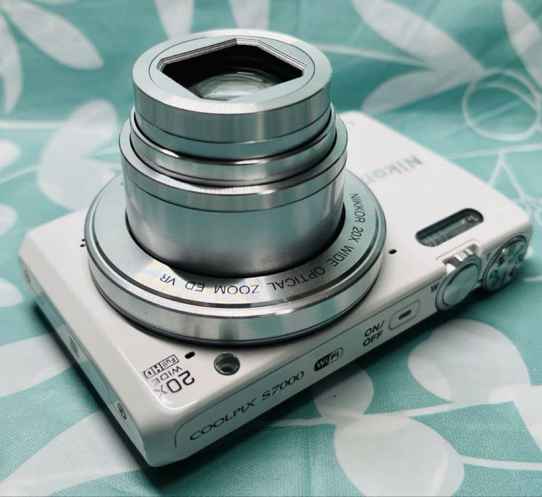 COOLPIX S7000