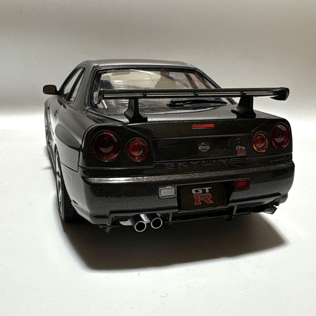 プラモデル完成品、1/24.タミヤr34スカイラインgtr Ｖスペック