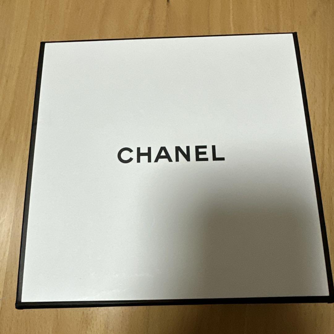 大特価　CHANEL N°5 L'EAU 香水　定価24,200円