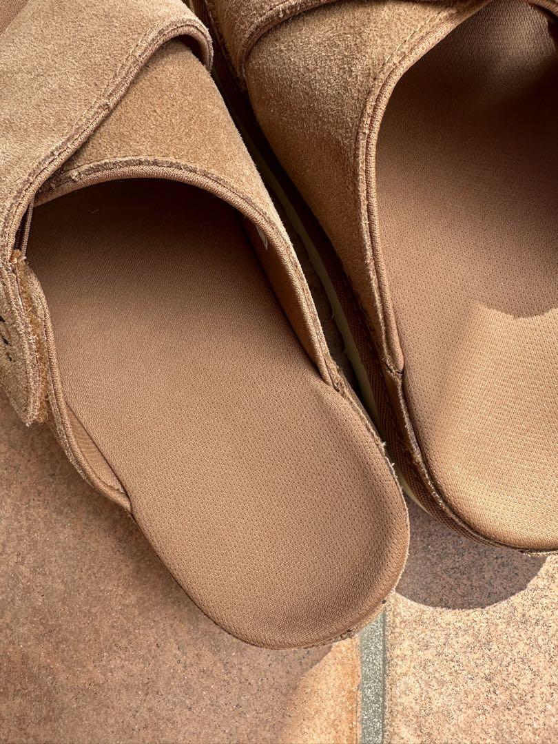 UGG★ゴールデンスタークロスサンダル★25センチ美品