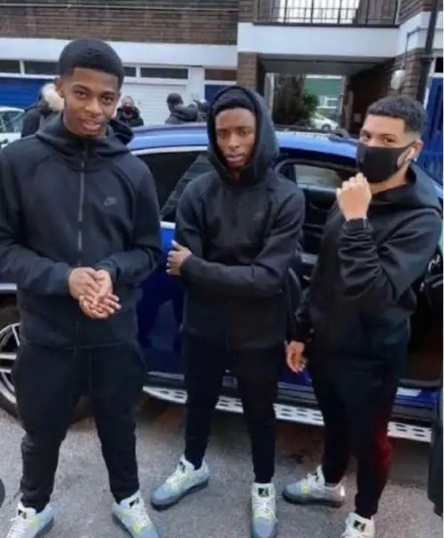 ナイキテックフリース　セットアップ　上下　ブラック　Lサイズ　ukファッション