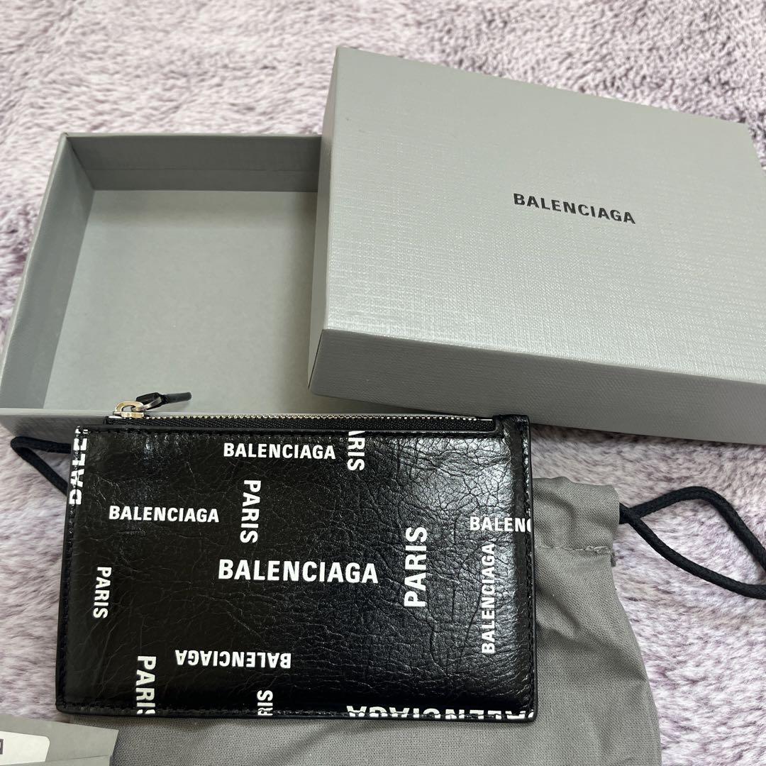 ♠ BALENCIAGA