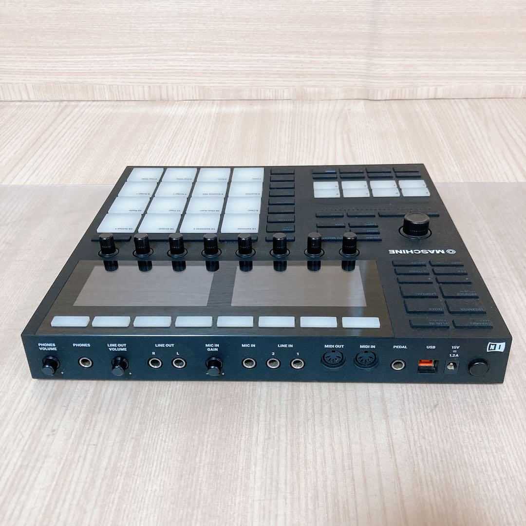 Native Instruments MASCHINE MK3 本体