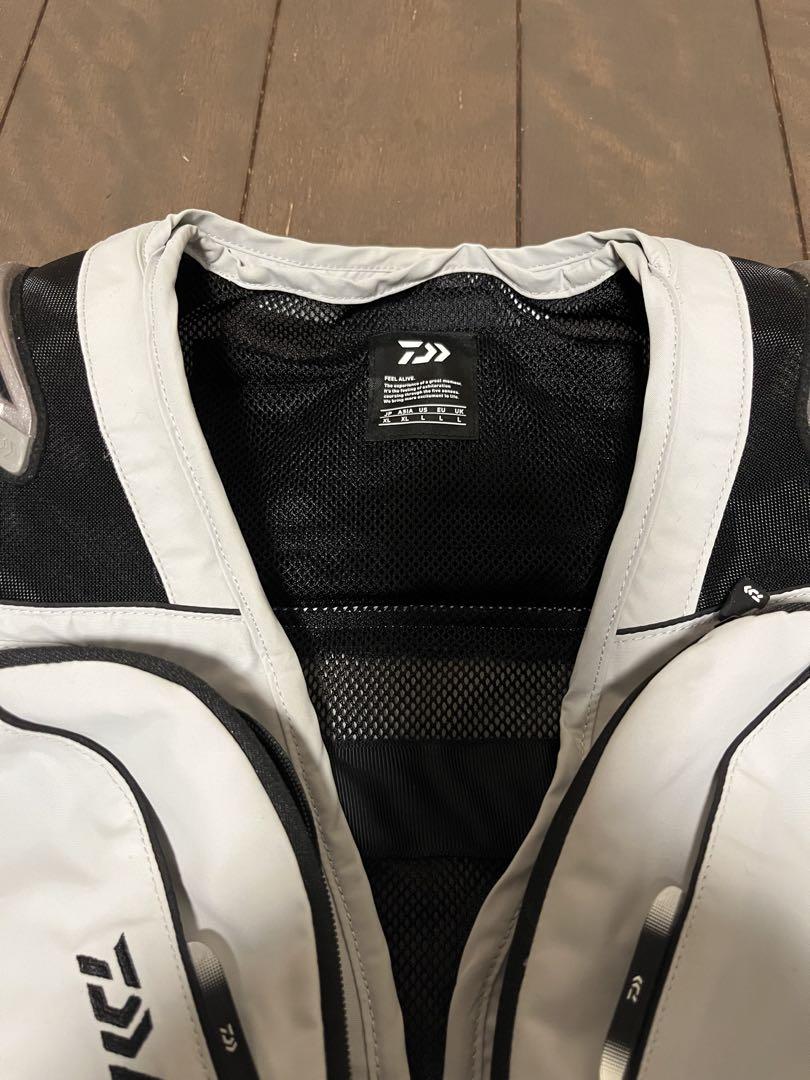 Daiwa ダイワ　DV-3023 ショートフィッシングベスト ライトグレー
