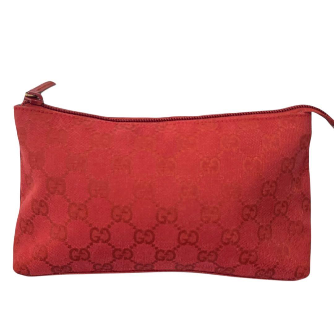 未使用 グッチ GUCCI レッド 赤 GGマーク 化粧ポーチ 未使用 グッチ GUCCI レッド 赤 GGマーク 化粧ポーチ