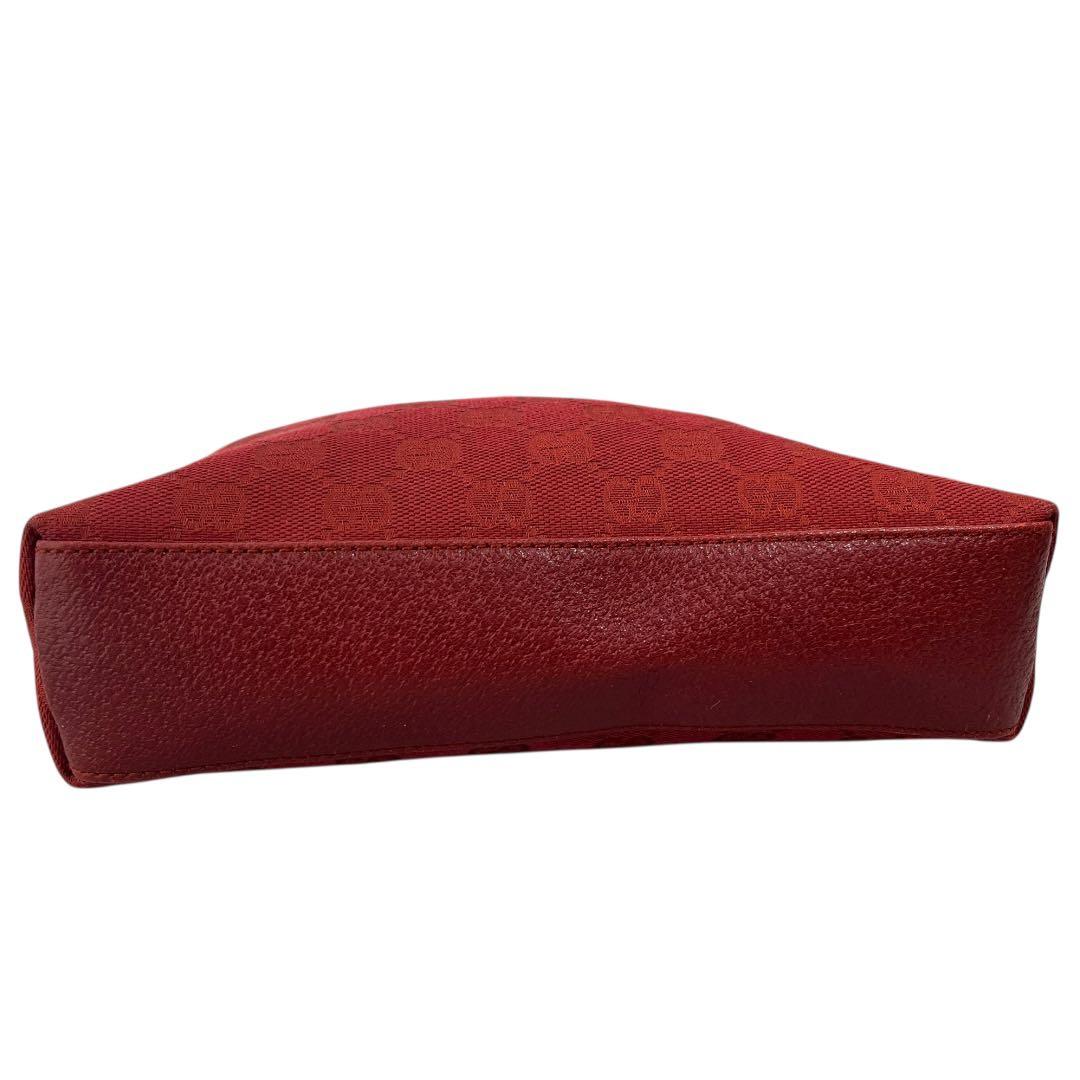 未使用 グッチ GUCCI レッド 赤 GGマーク 化粧ポーチ 未使用 グッチ GUCCI レッド 赤 GGマーク 化粧ポーチ
