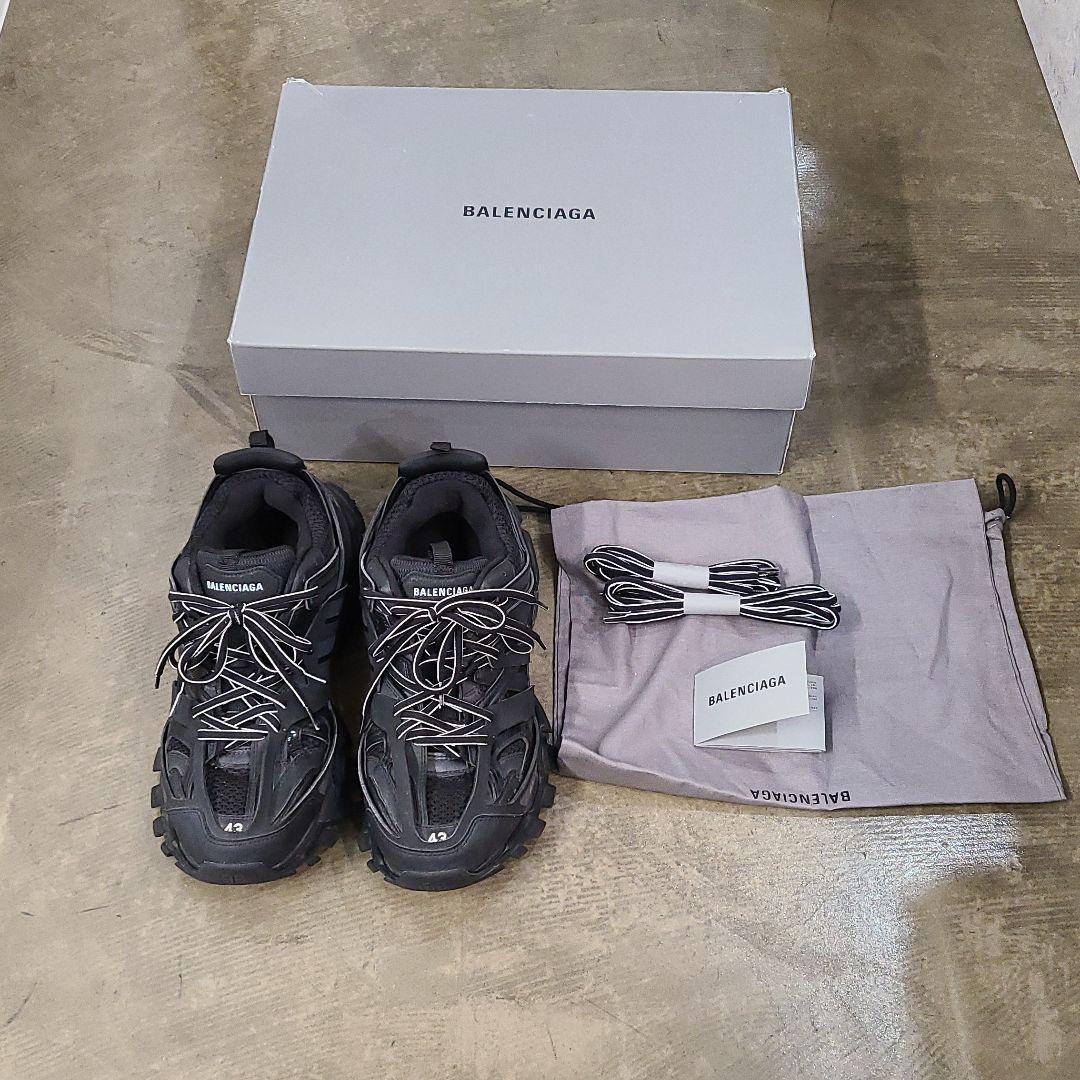 BALENCIAGAバレンシアガTrackトラック Black サイズ43(¥48,700) - メルカリ スマホでかんたん フリマアプリ