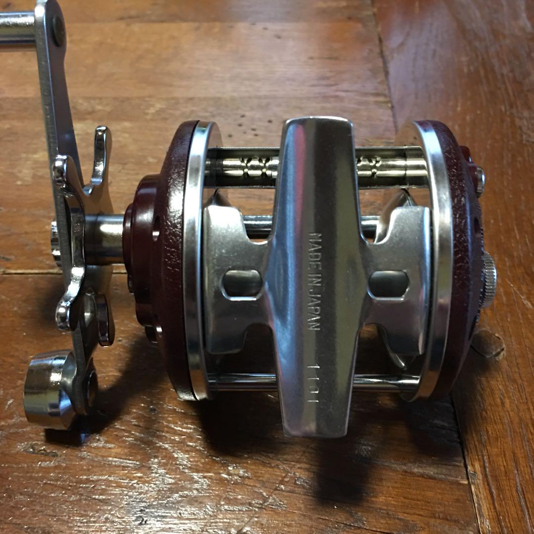 オリムピック釣具 Strong30 LW 新古品 オリムピック釣具 Strong30 LW 新古品