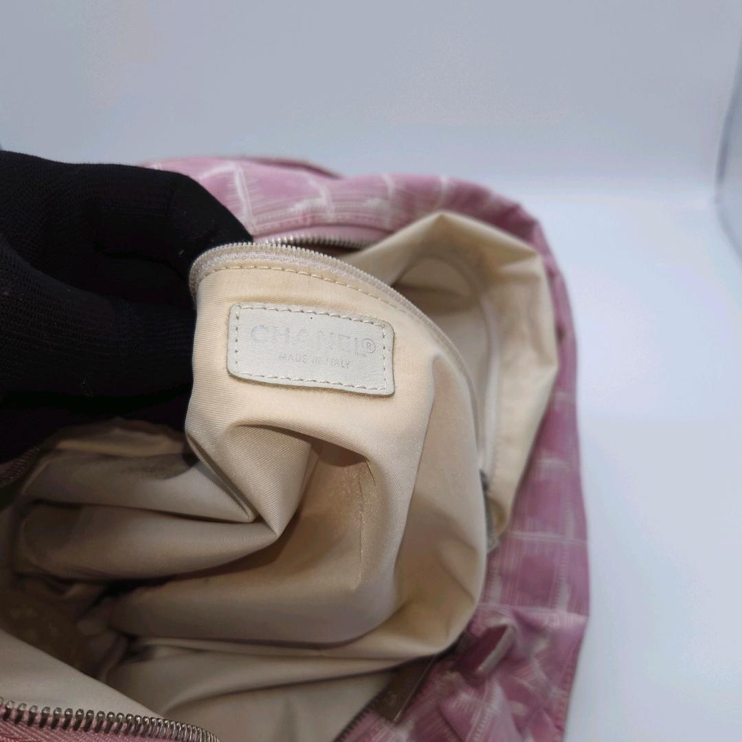 CHANEL シャネル　ココマーク　ニュートラベルライン　肩掛け