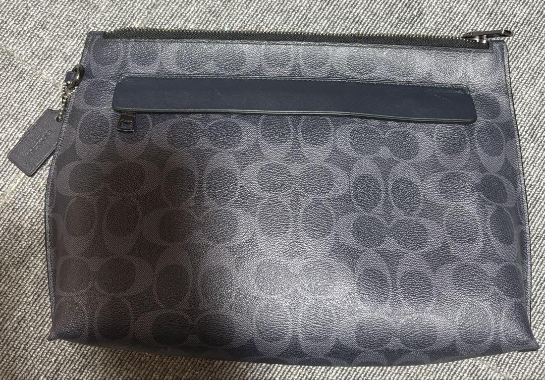 美品 COACH コーチ　シグネチャー　セカンドバッグ 総柄　F29503