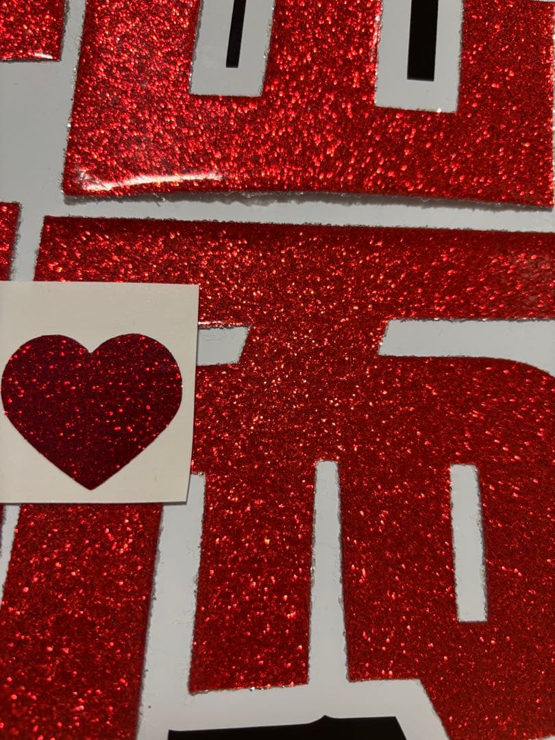 赤いハート型グリッターステッカー