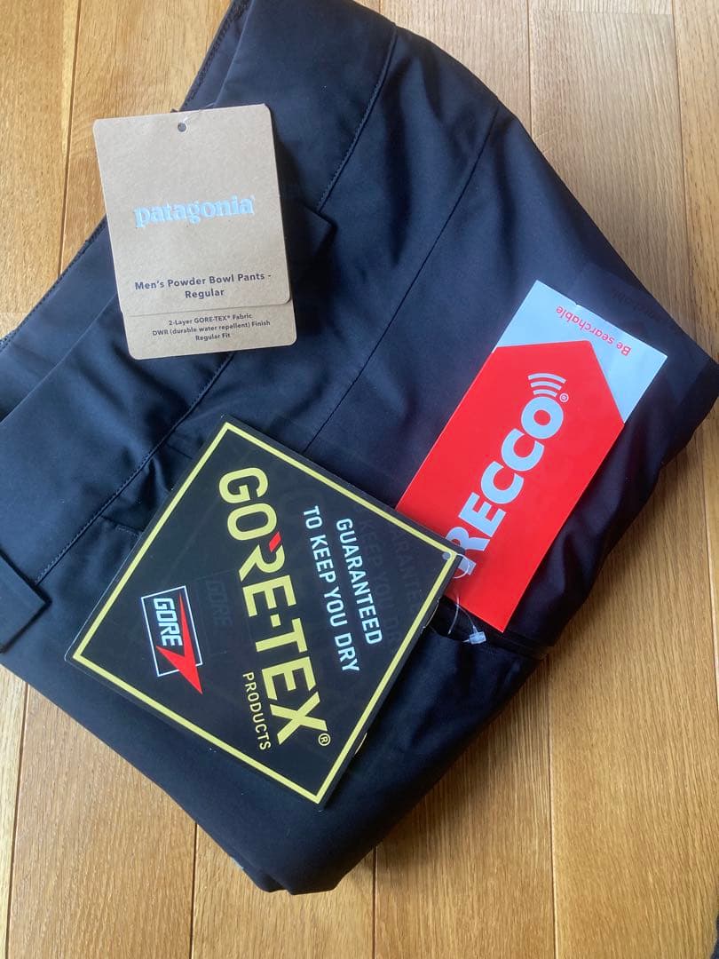 新品未使用品☆Patagonia Powder Bowl Pants Sサイズ 新品未使用品☆Patagonia Powder Bowl Pants Sサイズ