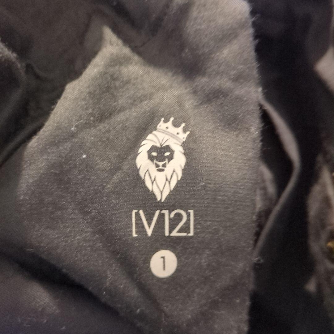 V12 星模様刺繍 黒パンツ レディース