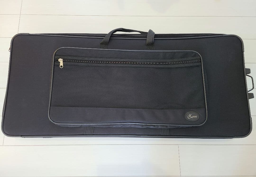 電子キーボード