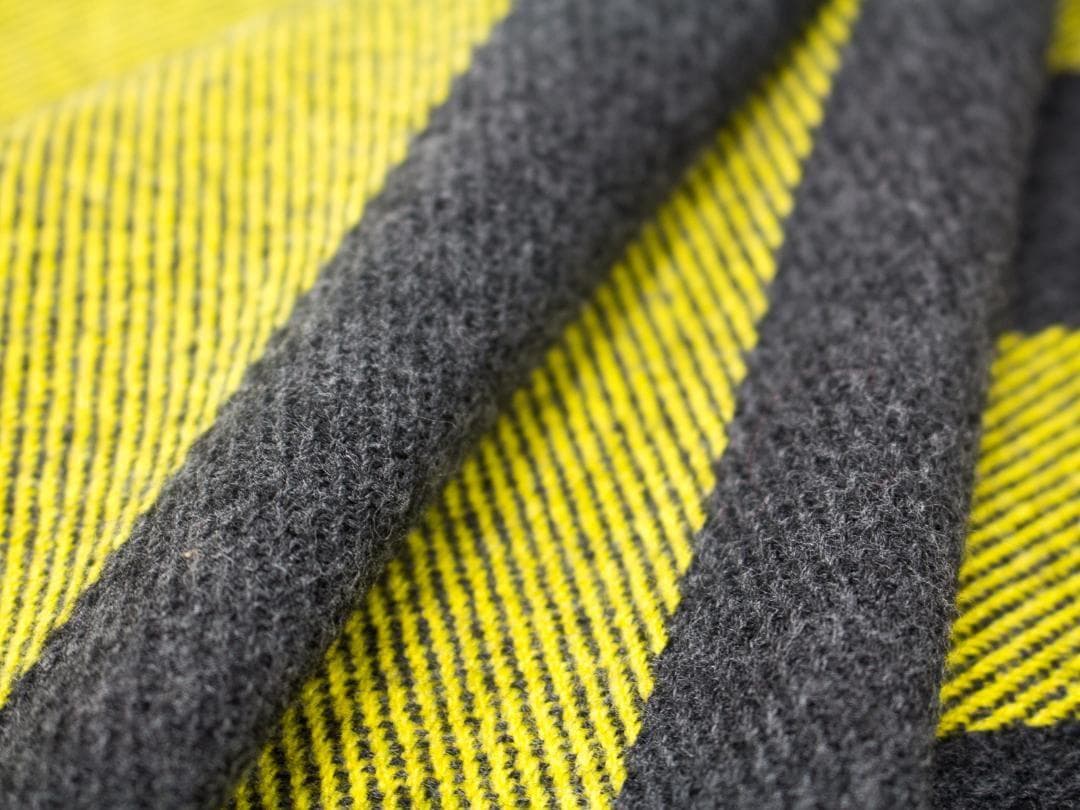 【新品・未使用】ACNE ストライプ マフラー 大判 【新品・未使用】ACNE ストライプ マフラー 大判