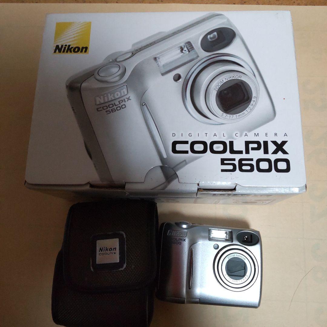 Nikon COOLPIX 5600 PEARL SILVER - メルカリ