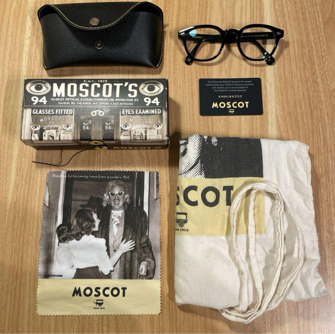 MOSCOT