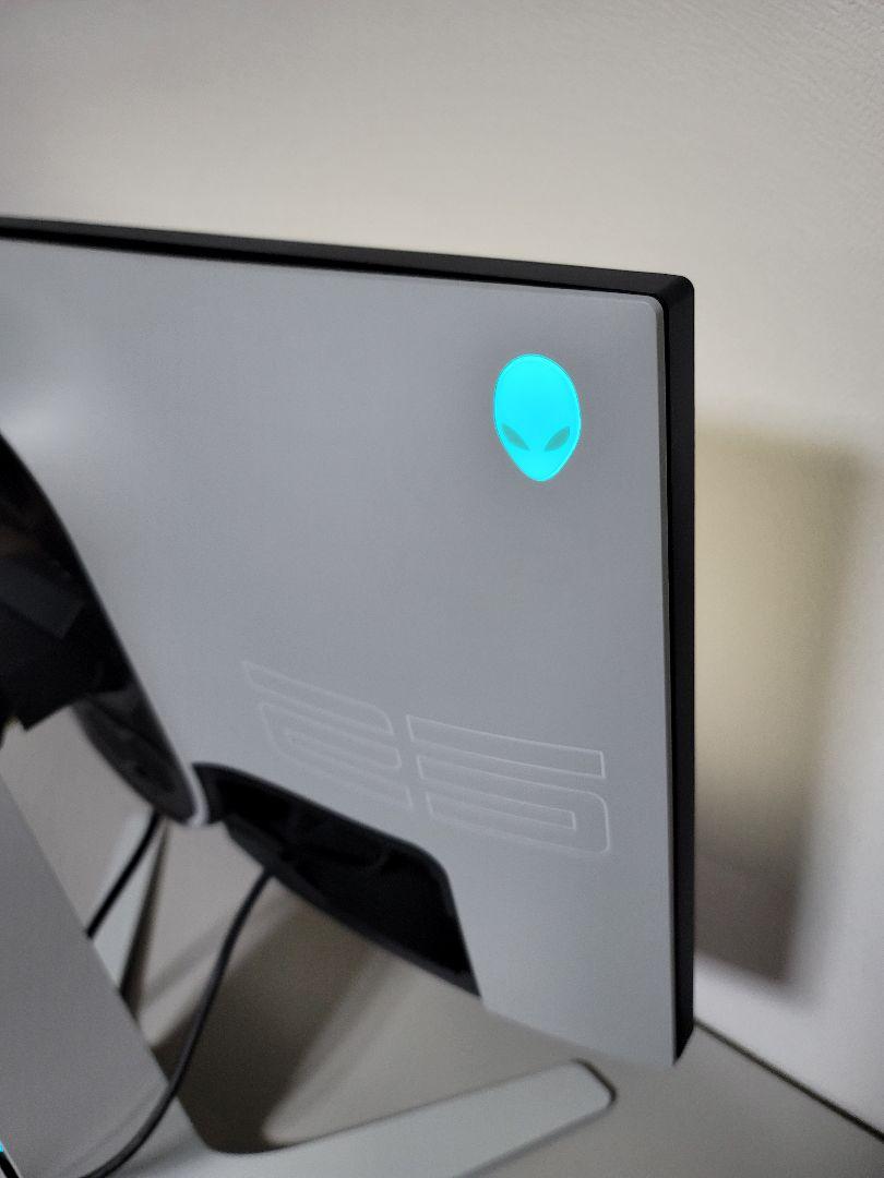 美品　Alienware 24.5インチ ゲーミングモニター 240Hz