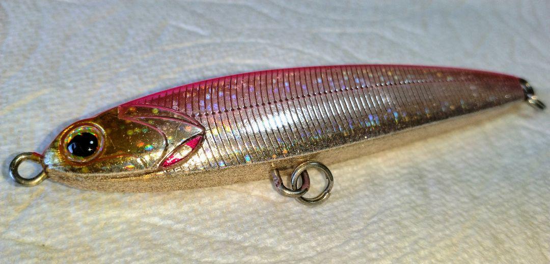 マングローブスタジオ ソルアズーラ アトゥーラ　 Mahiペン