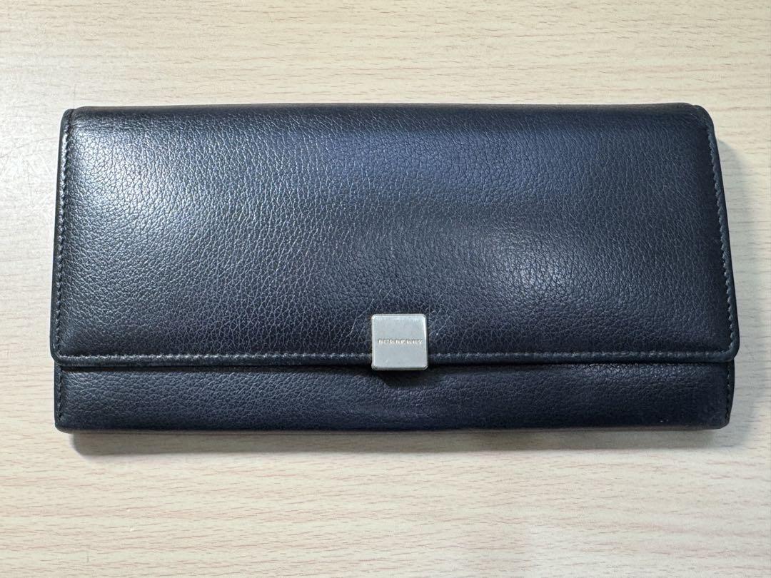 BURBERRY ブラックレザー 長財布