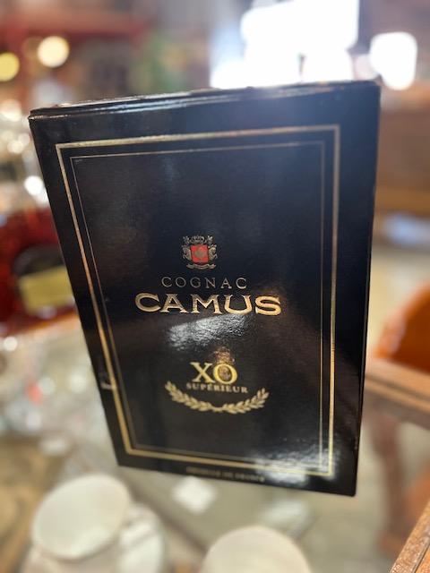 CAMUS XO SUPERIOR  未開封 箱付き　古酒