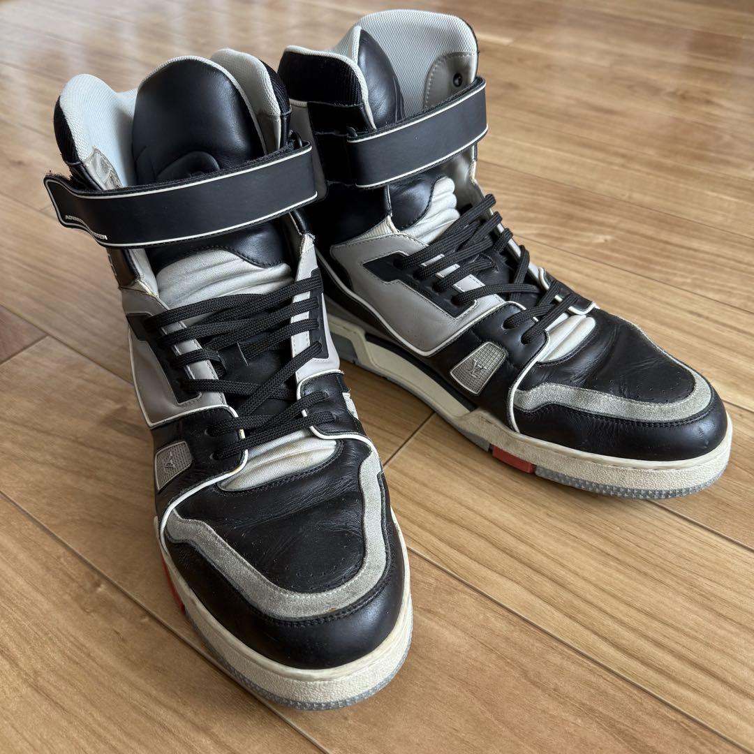 LOUIS VUITTON ルイヴィトン408 Trainer LV