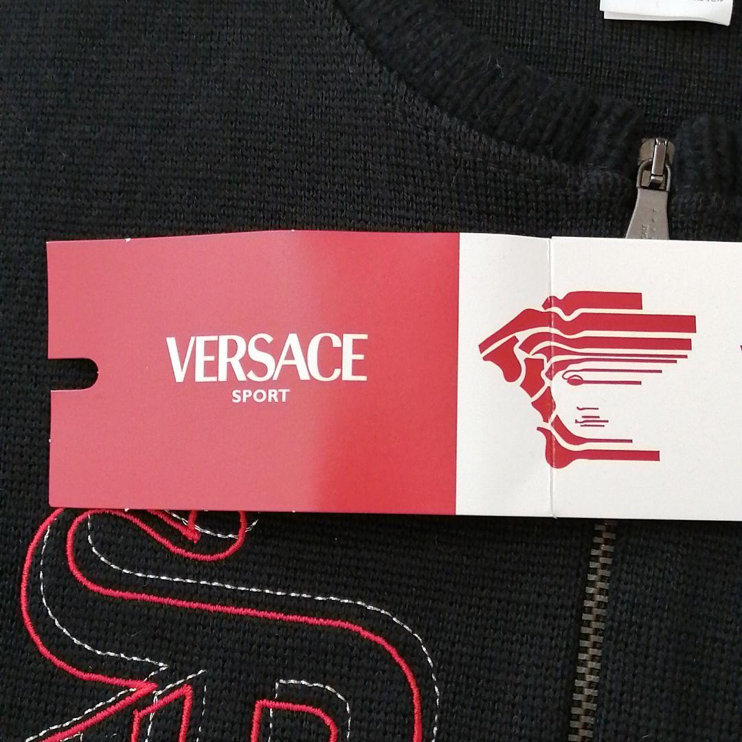 VERSACEニット